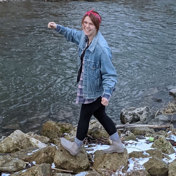 Meet your Posher, Sydney - Picture 1 of 1